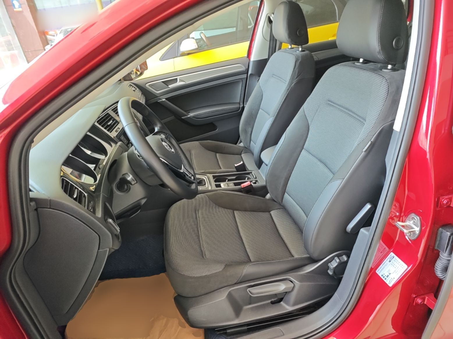 Interior delantero