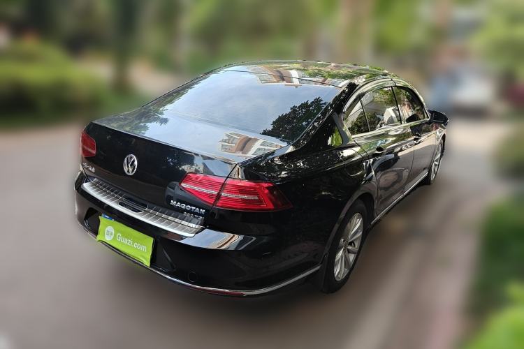 Used Volkswagen Magotan 2018 330TSI DSG Advanced Model
