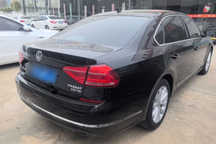 Used Volkswagen Passat 2017 330TSI DSG Luxury Edition Rear Right 45 Deg