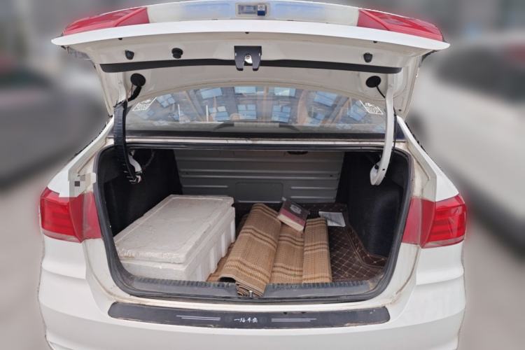 Used Volkswagen Santana 2016 1.6L Manual Fashion Edition
