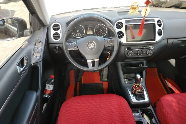 Used Volkswagen Tiguan 2017 300TSI Automatic Two-Wheel Drive Silk Road Comfort Edition Steering Wheel