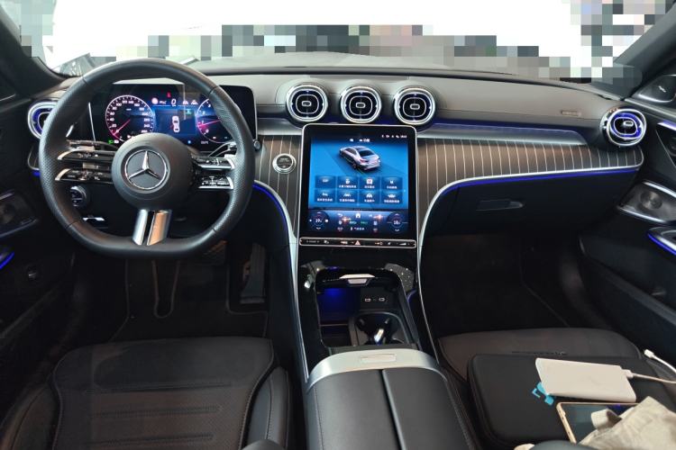 Used Mercedes-Benz C-Class 2024 Facelifted C-Class 260 L Night Edition Sports Version Center Console