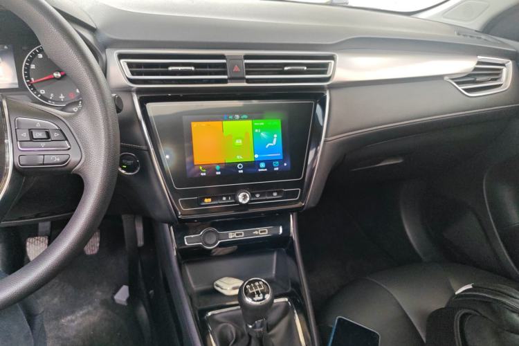 Used Roewe i5 2019 1.5L Manual 4G Connect Leehao Flagship Edition
