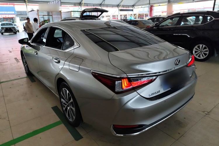 Used Lexus ES 2022 200 Excellence Edition