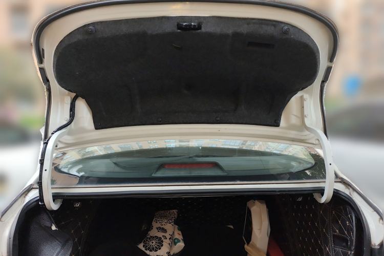 Used Mazda 3 Axela 2016 Sedan 1.5L Automatic Luxury Model