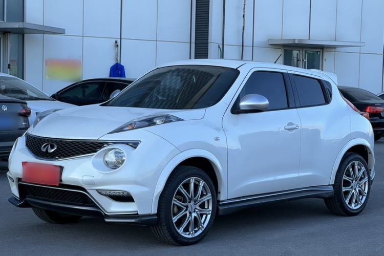 Used Infiniti ESQ 2014 1.6L Spontaneous Edition