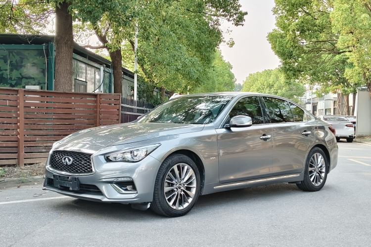 Used Infiniti Q50L 2018 2.0T Enjoyment Version China VI Standard Guazi used car, China used car export, Used car for sale, Used cars, Cheapest cars for sale