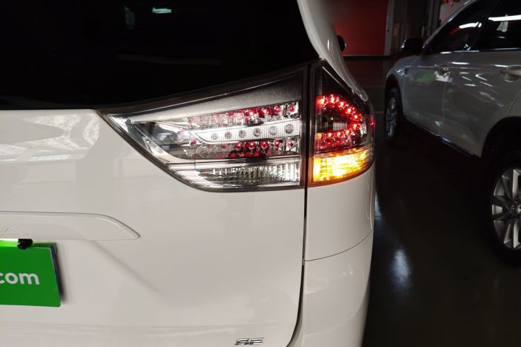 Used Toyota SIENNA 2016 3.5L Two-Wheel Drive 7-Seater Parallel Import
