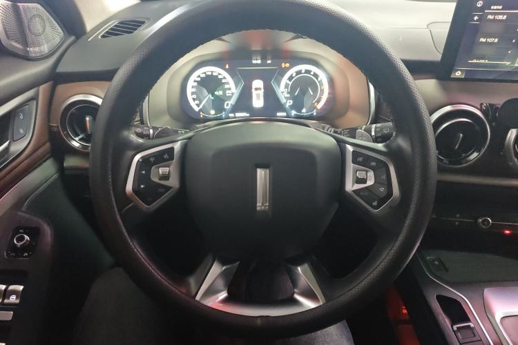 Used Wey VV6 2018 2.0T Two-Wheel Drive Flagship Version China V Standard
