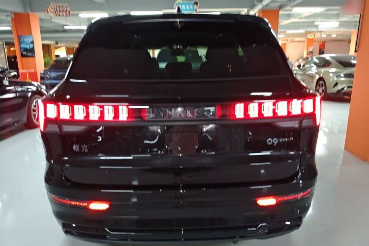 Used Lynk & Co 09 EM-P 2025 2.0TD EM-P Four-Wheel Drive Max Five Seats Rear