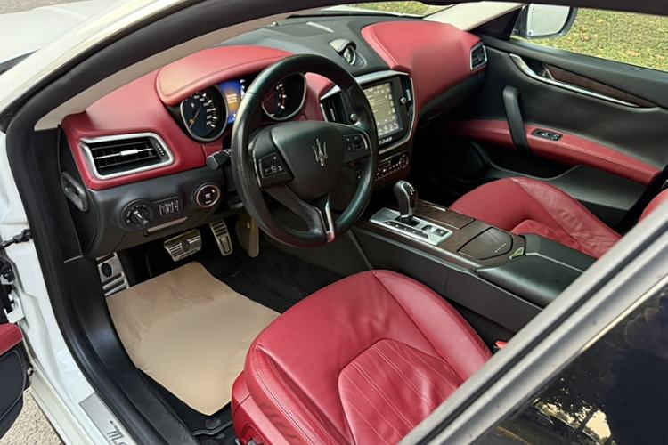 Used Maserati Ghibli 2014 3.0T Standard Edition
