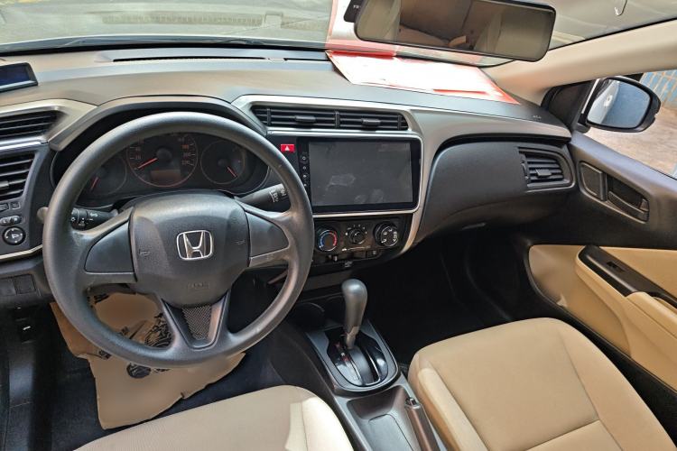 Used Honda City 2015 1.5L CVT Comfort Version
