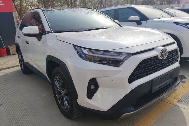 Used Toyota RAV4 2023 2.0L CVT Two-Wheel Drive Fashion Plus Edition
