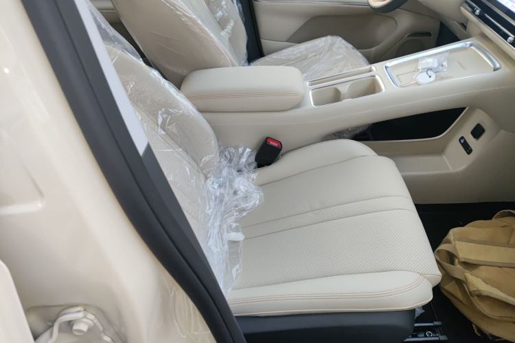 Used Wuling Bingo S 2025 Model 430km Deluxe Edition