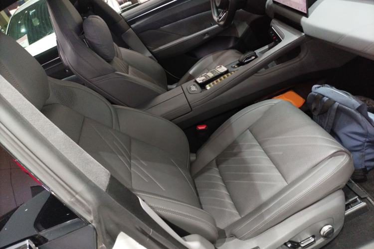 Used Zeekr 001 2024 WE Edition 95 kWh All-Wheel Drive