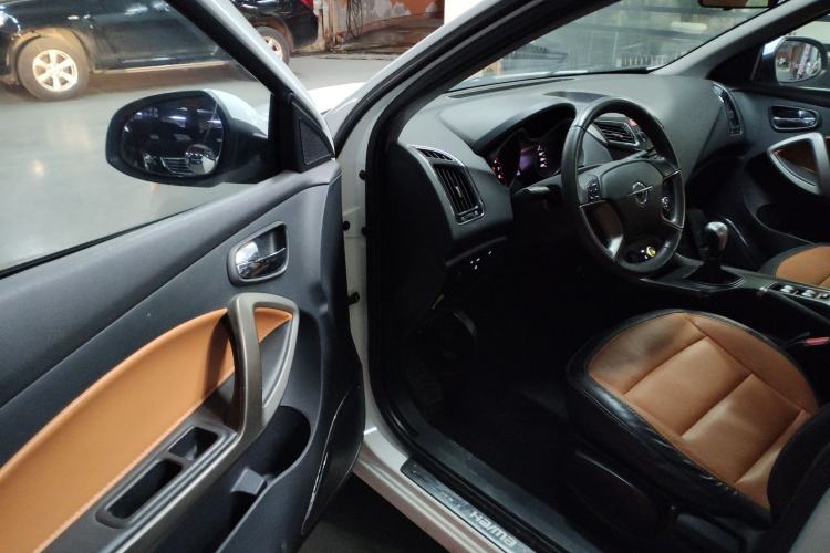 Used Haima S5 2016 1.6L Manual Luxury Tech Edition
