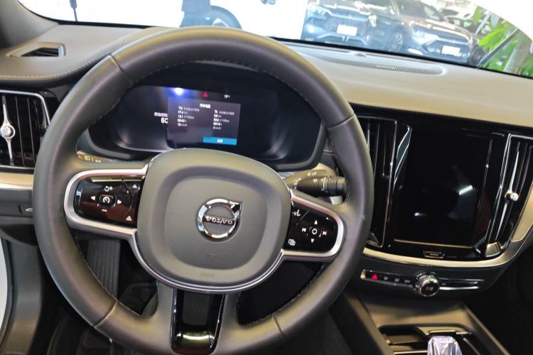 Used Volvo S60 2025 B5 Zhiya Sport Edition