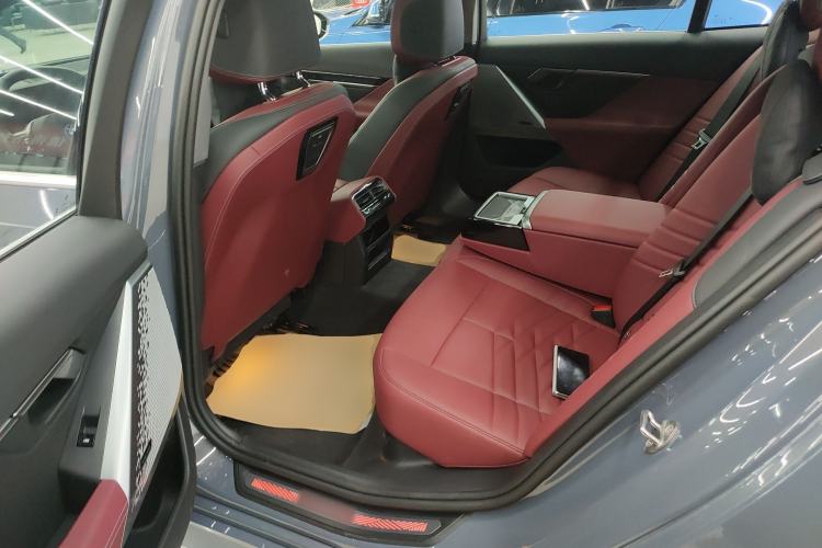 Used BMW i5 2024 eDrive 35L Prestige Luxury Package