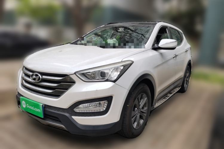 Used Hyundai Santa Fe 2015 2.0T Automatic Two-Wheel Drive Smart Version 5 Seats
