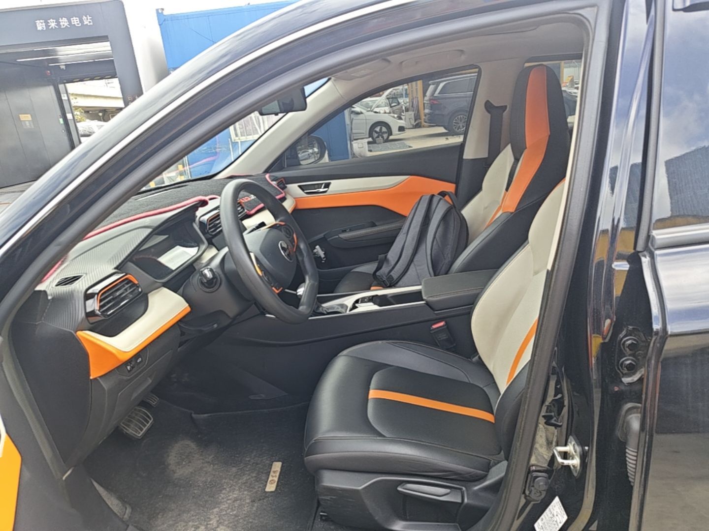 Interior delantero