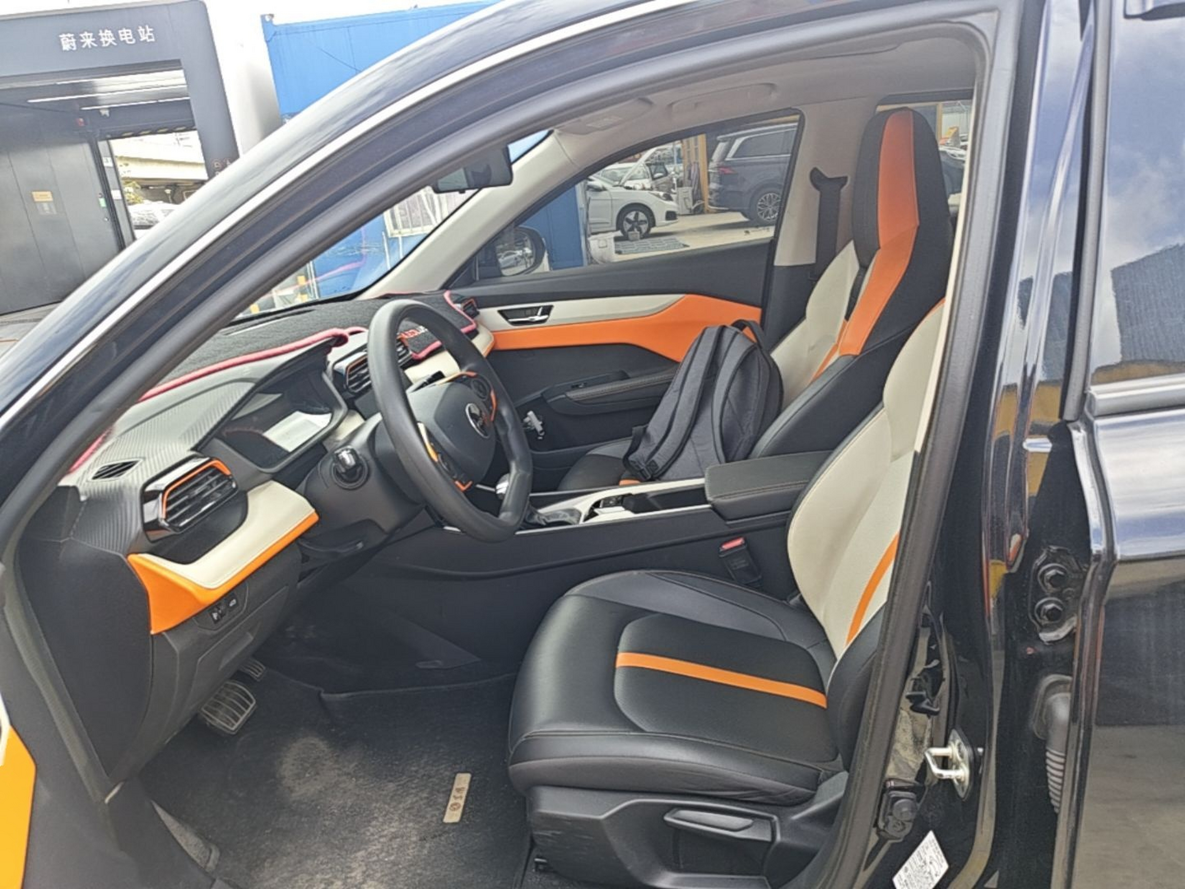 Interior delantero