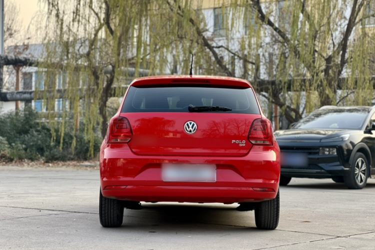 Used Volkswagen Polo 2016 1.6L Automatic Comfort Model
