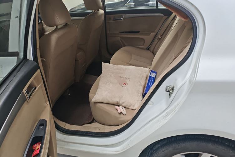 Used Roewe 350 2014 1.5L Automatic Xunda Edition
