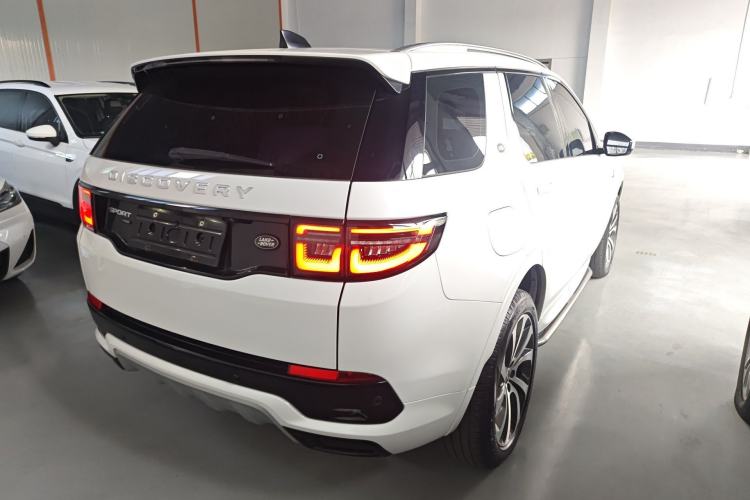 Used Land Rover Discovery Sport 2022 249 PS Metropolitan Edition 5 Seats Rear Right 45 Deg