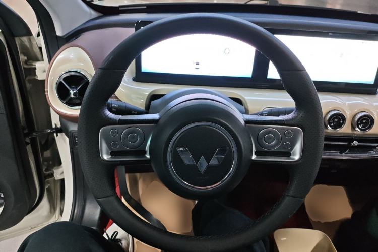 Used Wuling Bingo 2023 333 km Lingxi Connected+ Version