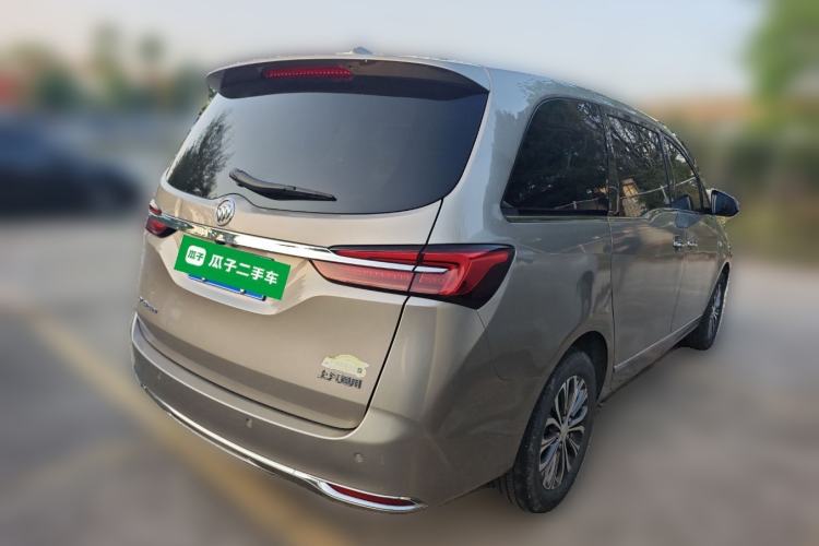 Used Buick GL8 2022 Land Business Class 652T Luxury Model Rear Right 45 Deg