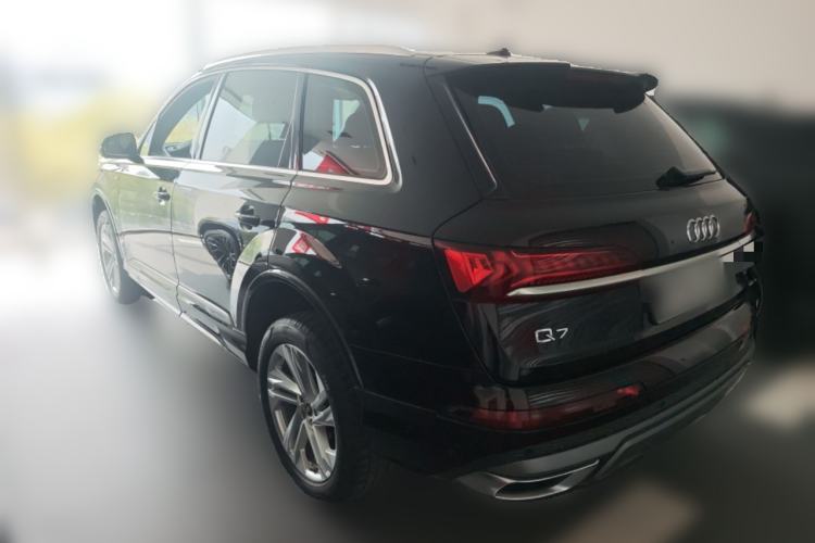 Used Audi Q7 2023 45 TFSI quattro S line Sport model Rear Left 45 Deg
