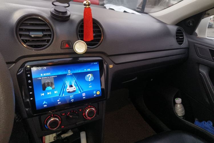 Used Volkswagen Jetta 2015 1.6L Automatic Fashion Model Audio And AC Panel