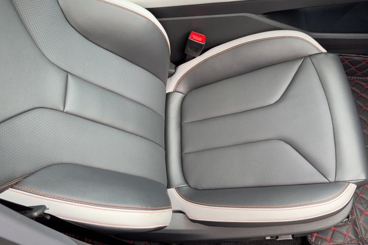 Used CHANGAN UNI-V 2023 1.5T Prestige Model Right Front Seat