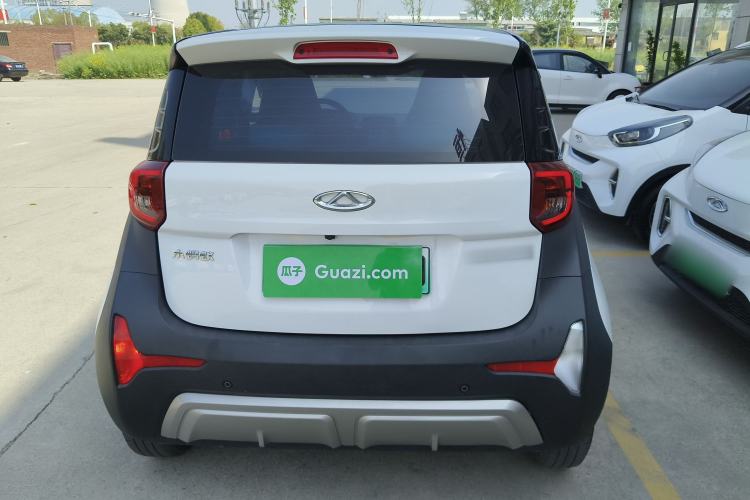 Used Chery QQ Little Ant 2022 Restyled Version Sweet Pink Edition Half-Sugar Version 28.8 kWh 30 kW 301 km Rear