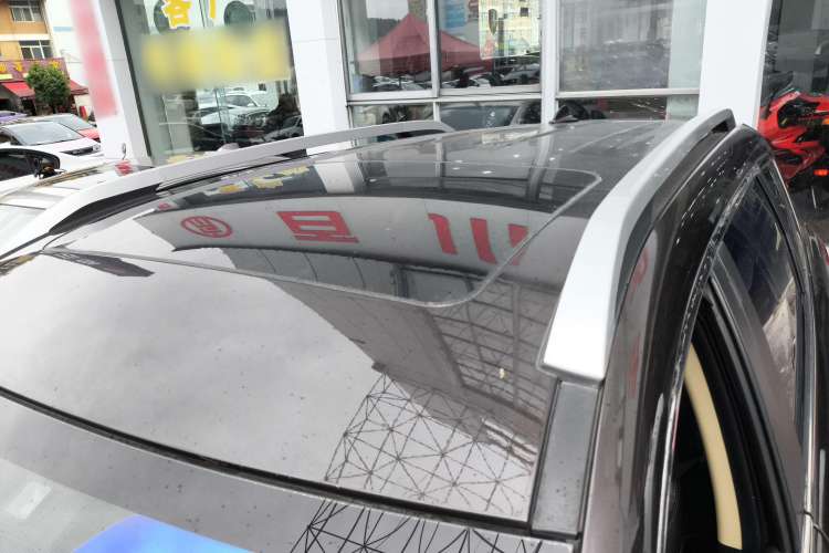 Used Dongfeng Aeolus AX7 2016 2.0L Automatic Zhiyi Trim