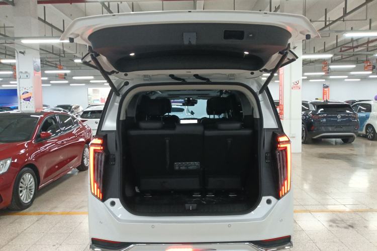 Used GAC Trumpchi M8 2024 Master Series 400T Prestige Edition
