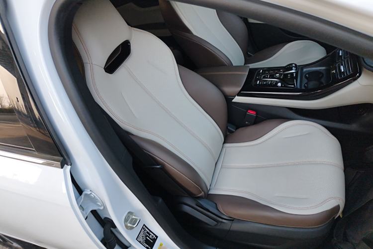 Used BYD Qin PLUS 2024 HONOR Edition DM-i 55KM Leading Model
