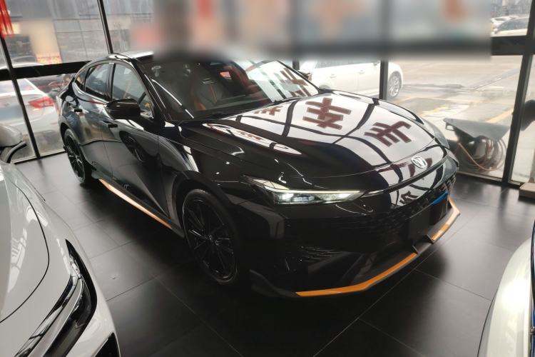 Used Changan UNI-V 2024 1.5T Prestige Sport Edition
