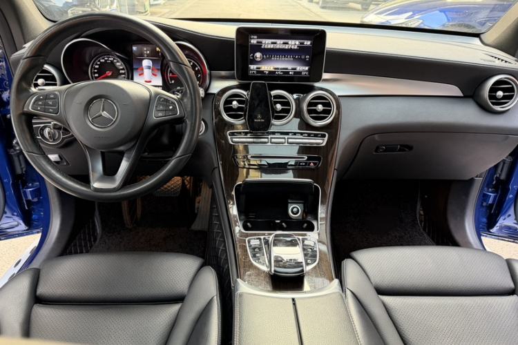 Used Mercedes-Benz GLC 2018 GLC 260 4MATIC Dynamic Edition
