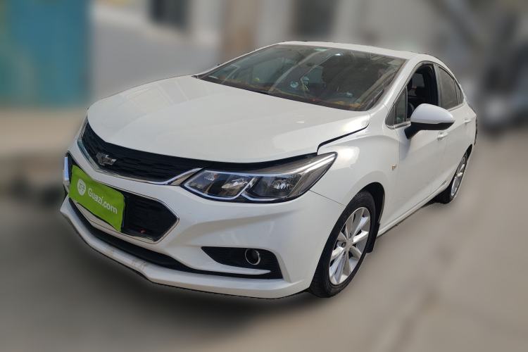 Used Chevrolet Cruze 2018 320 Manual Xuanfeng Edition