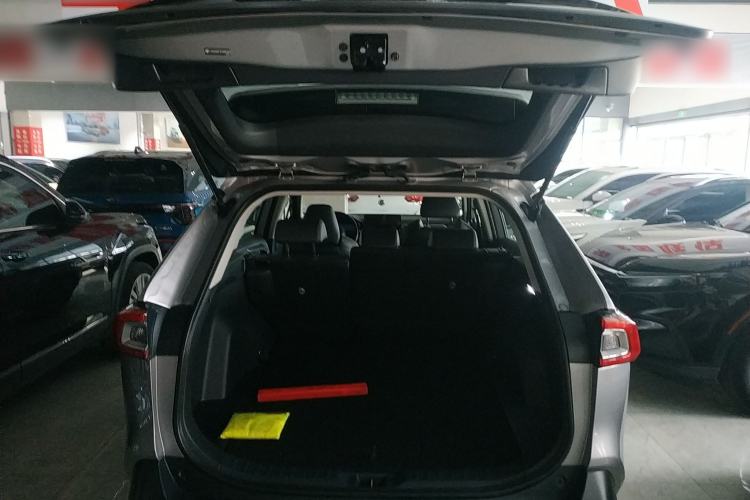 Used Toyota Wildlander 2023 2.0L CVT Four-Wheel Drive Luxury PLUS Edition
