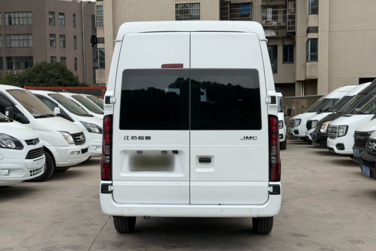 Used JMC Fushun 2023 2.0T Automatic Mid-Roof Business Class 9 (Non-Commercial)
