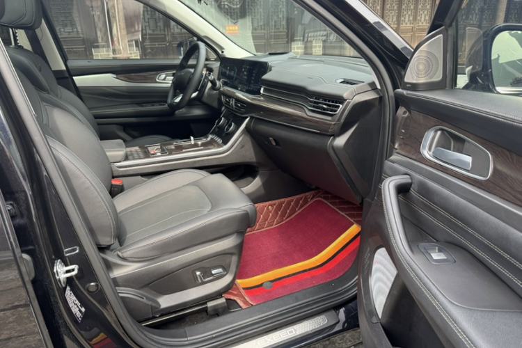 Used EXEED Lanyue 2021 400T Four-Wheel Drive Starlight Pro Edition 7 Seats Interior 2