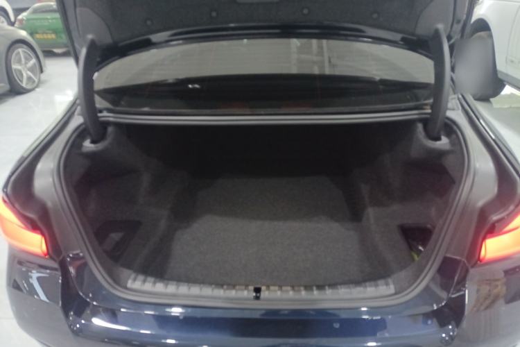 Used BMW 5 Series 2023 530Li Leading Model M Sport Package