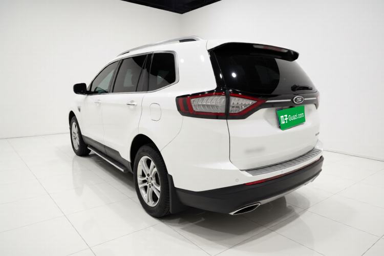 Used Ford Edge 2016 EcoBoost 245 Two-Wheel-Drive Titanium 7-Seater
