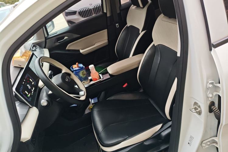 Used Geometry E Firefly 2024 401 km Fluorescent