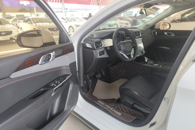 Used Lynk & Co 02 2018 1.5T DCT Two-Wheel Drive Sporty Version China V Standard
