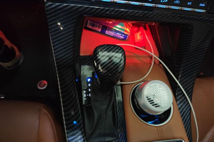 Used Toyota Avalon 2019 2.5L Touring Premium Version China V Standard Gear Lever