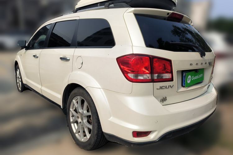 Used Dodge Journey 2013 2.4L Two-Wheel Drive Luxury Version