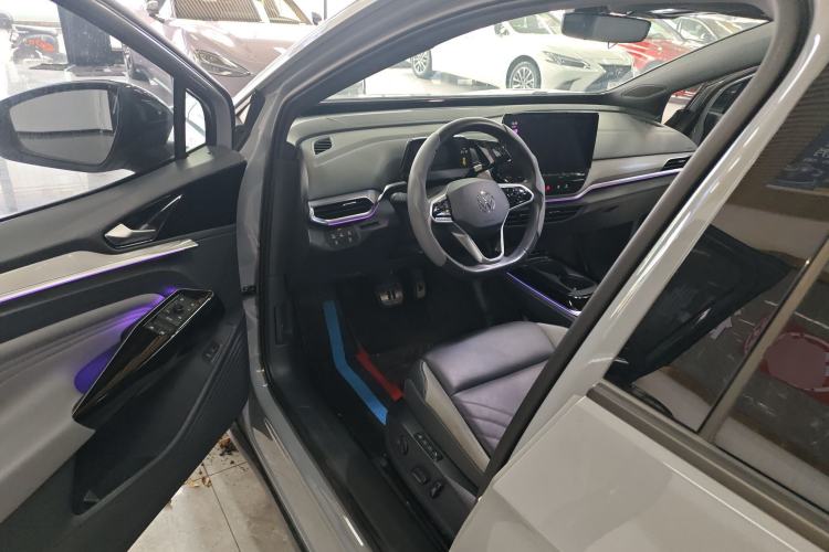 Used Volkswagen ID.4 CROZZ 2021 Long-Range PRO Two-Wheel Drive Version